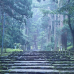 イメージ画像：沖縄の神社や神道における先祖崇拝の取り入れ方について